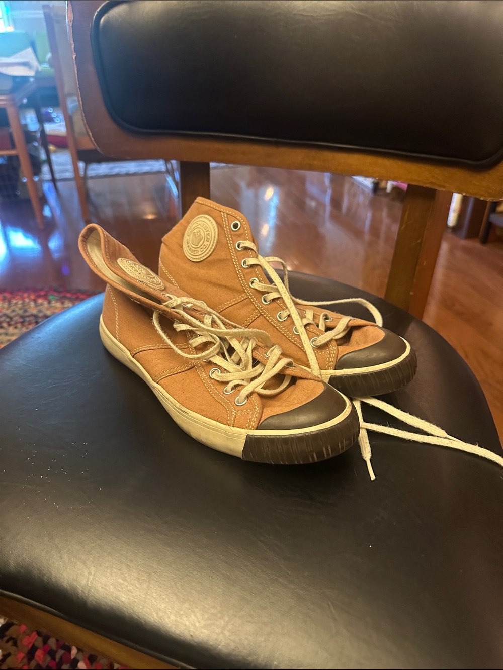 Colchestor Original Basketball shoe